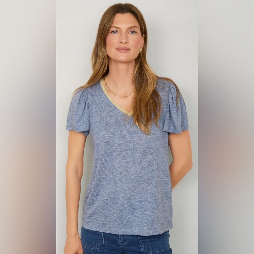 Light Blue V-Neck Short Sleeve Tee with Gold Trim Detail